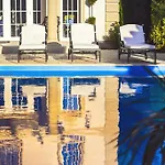Luxury-villas *