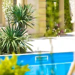 Luxury-villas Apartment