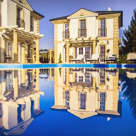 Luxury-villas