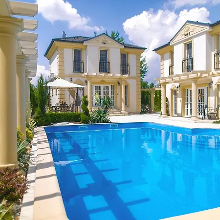 Luxury-villas