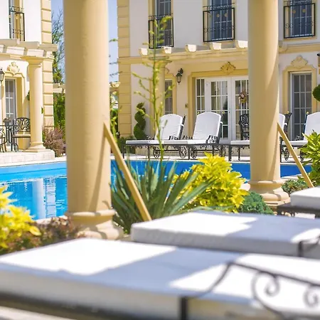 Luxury-villas Apartment