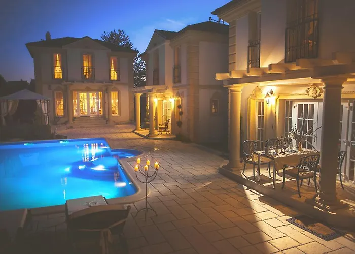 Luxury-villas *